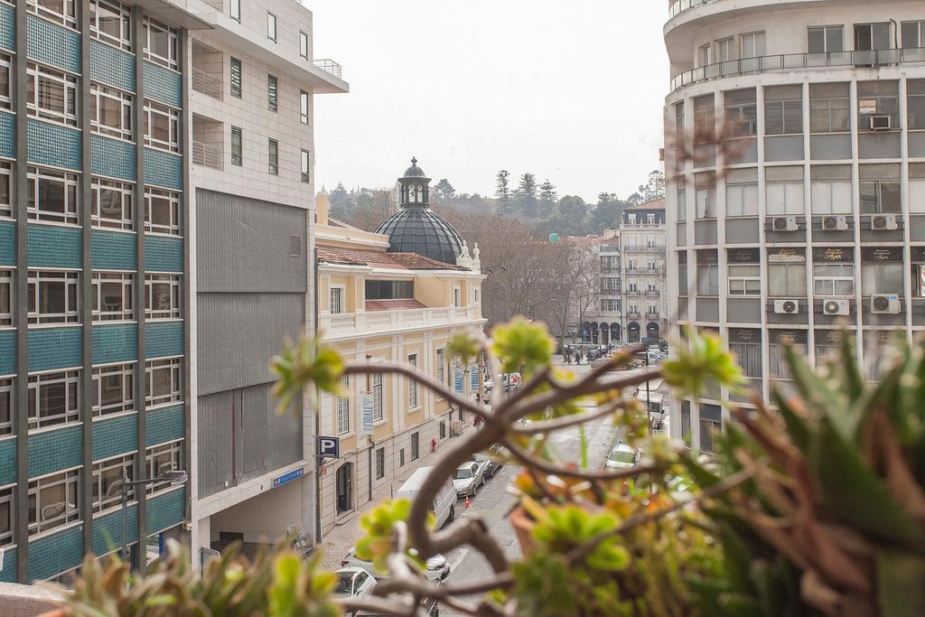 Central, Charming, Quiet, Garden&Parking Lissabon Buitenkant foto